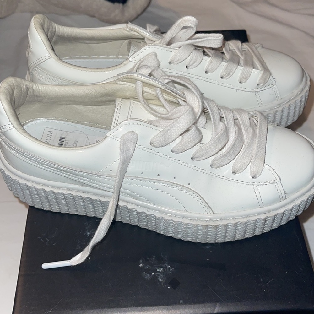 All white used Rihanna fenty pumas